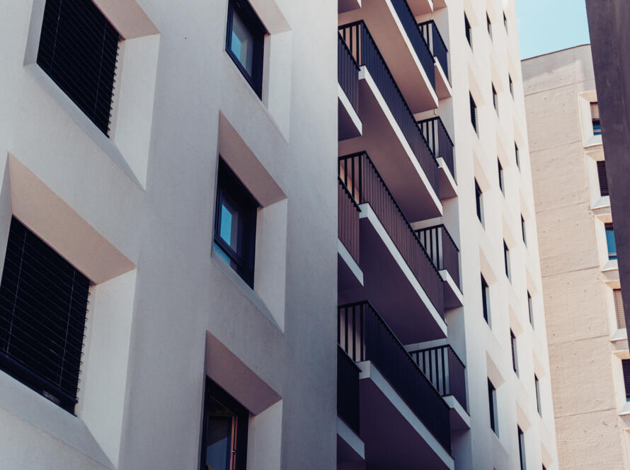 facade residential building » StayBooked