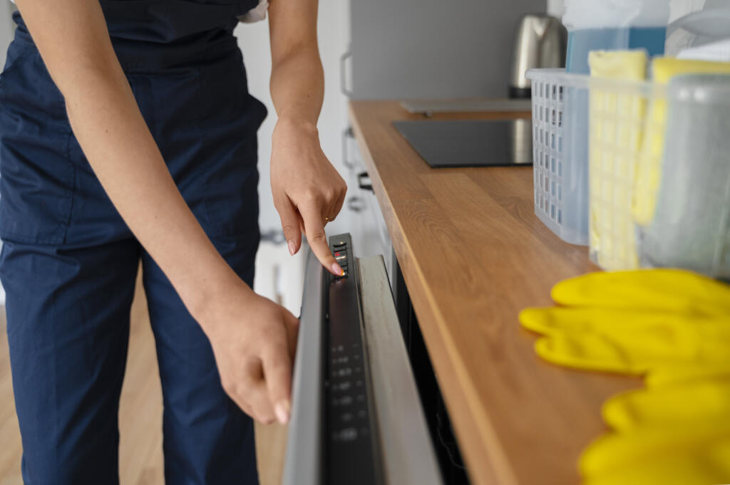front view woman cleaning home » StayBooked