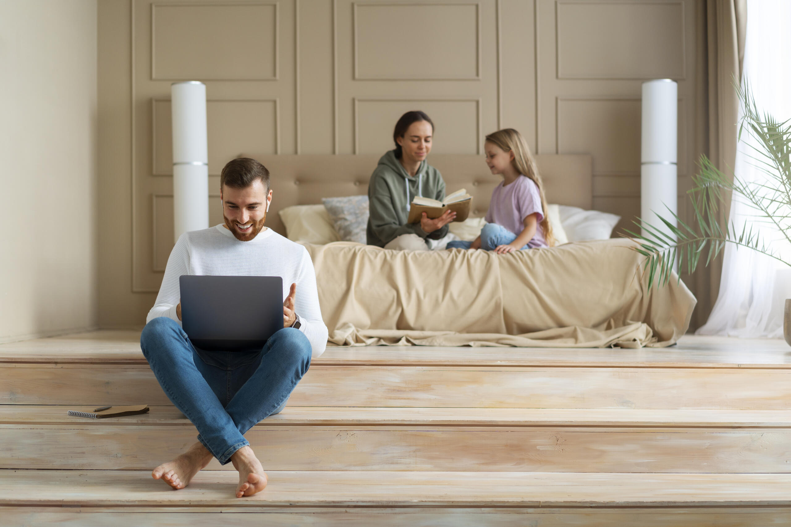 full shot parents working remotely scaled » StayBooked